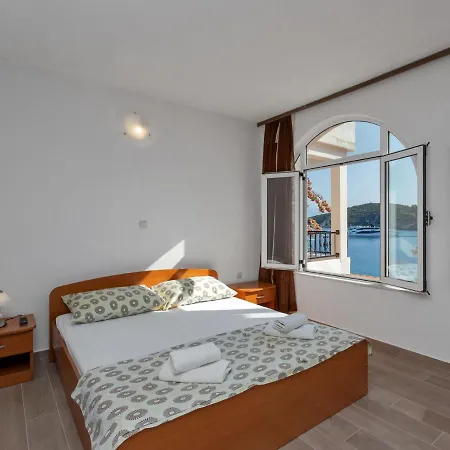 Apartman Rubin-5 By Interhome Selca kod Bogomolja